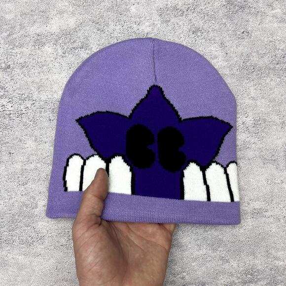 Y2k 2000s dark purple and lavender star beanie - Picture 2 of 7